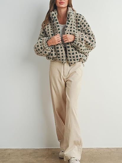 ComfyCube Fuzzy Jacket