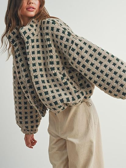 ComfyCube Fuzzy Jacket