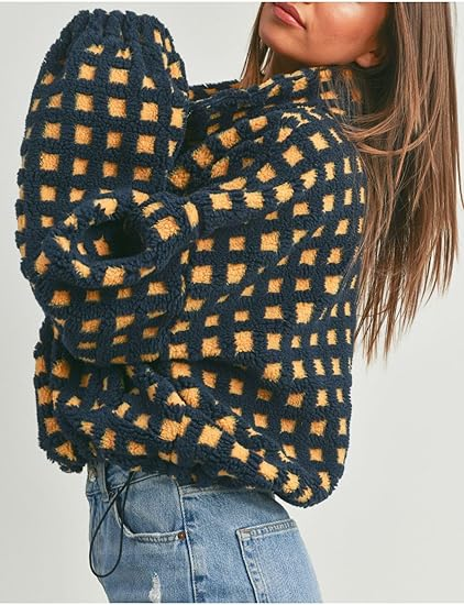 ComfyCube Fuzzy Jacket