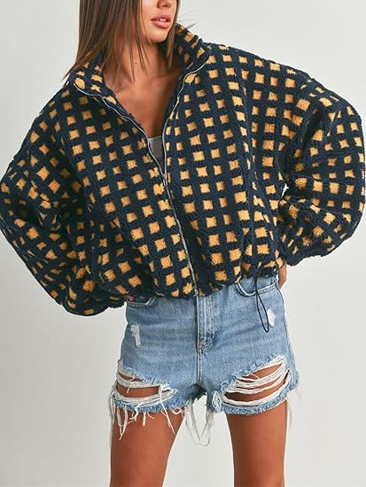 ComfyCube Fuzzy Jacket